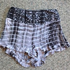 High waisted flowy tyedye shorts